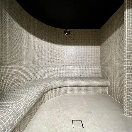 New With Terrace, Spa, Fitness דירה