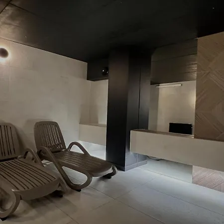 New With Terrace, Spa, Fitness ורוצלב